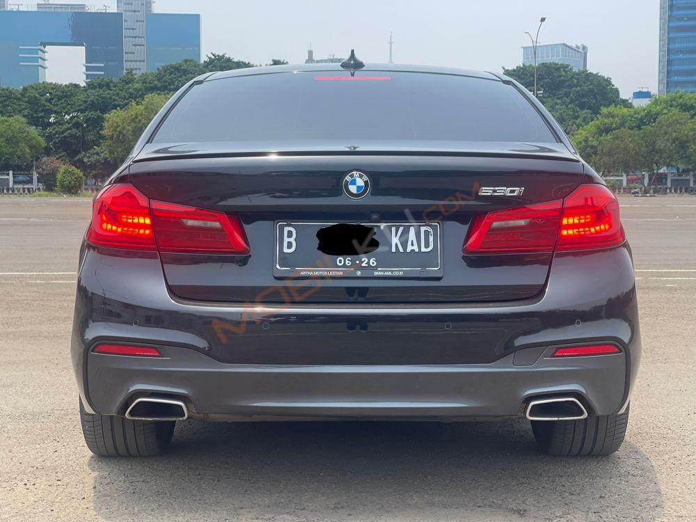 Mobil BMW 5 Series 2020