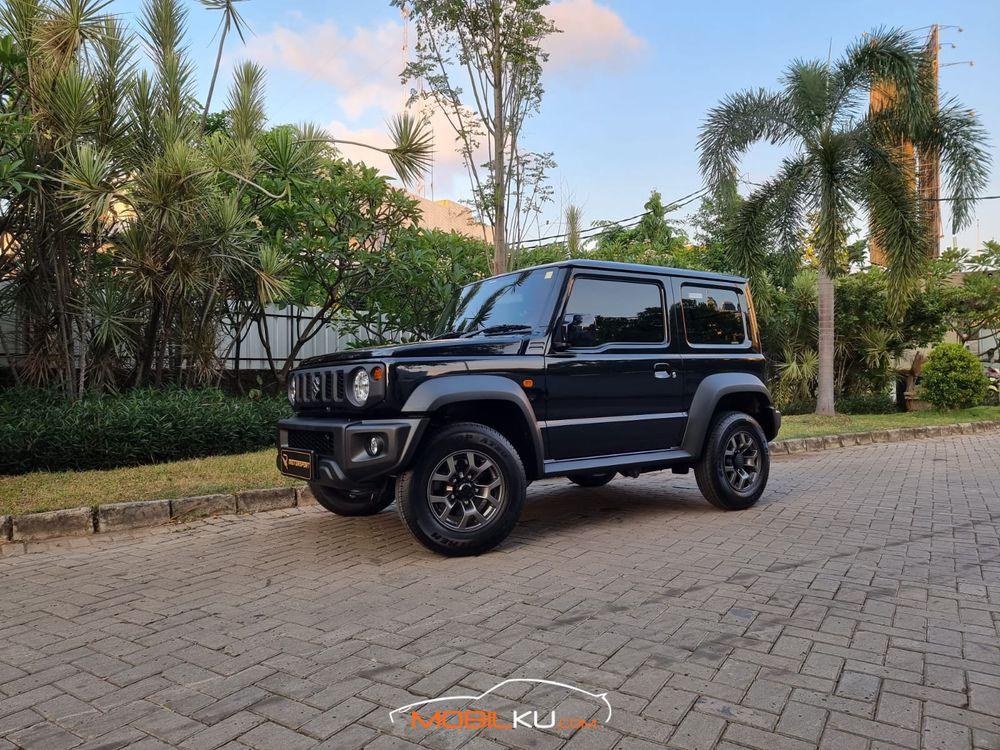 Mobil Suzuki Jimny 2021