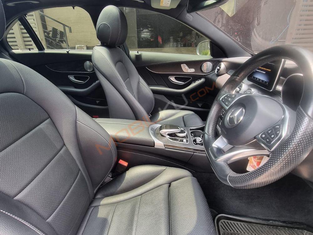 Mobil Mercedes-Benz C-Class 2015