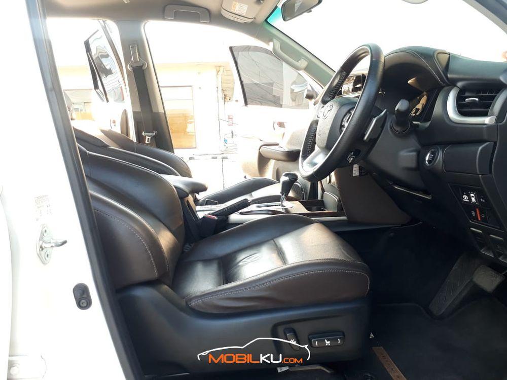 Mobil Toyota Fortuner 2018