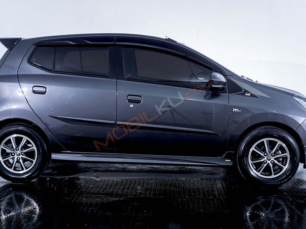 Mobil Toyota Agya 2022