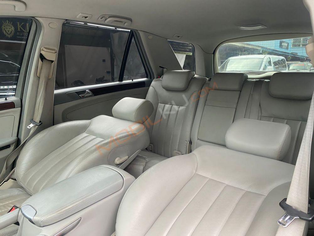 Mobil Mercedes-Benz ML 2006