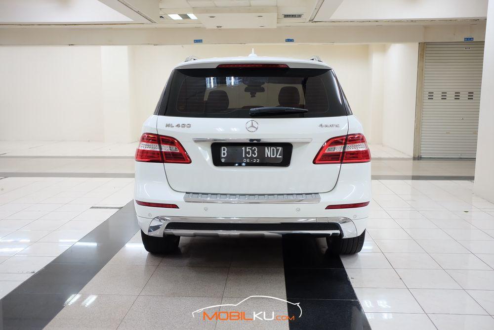 Mobil Mercedes-Benz ML 2015