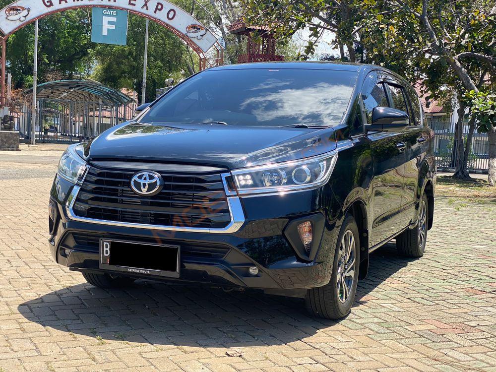 Mobil Toyota Kijang Innova 2021