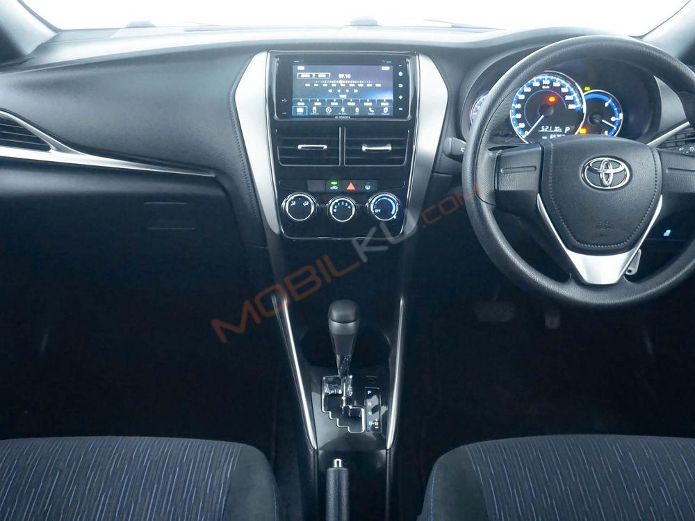 Mobil Toyota Yaris 2020