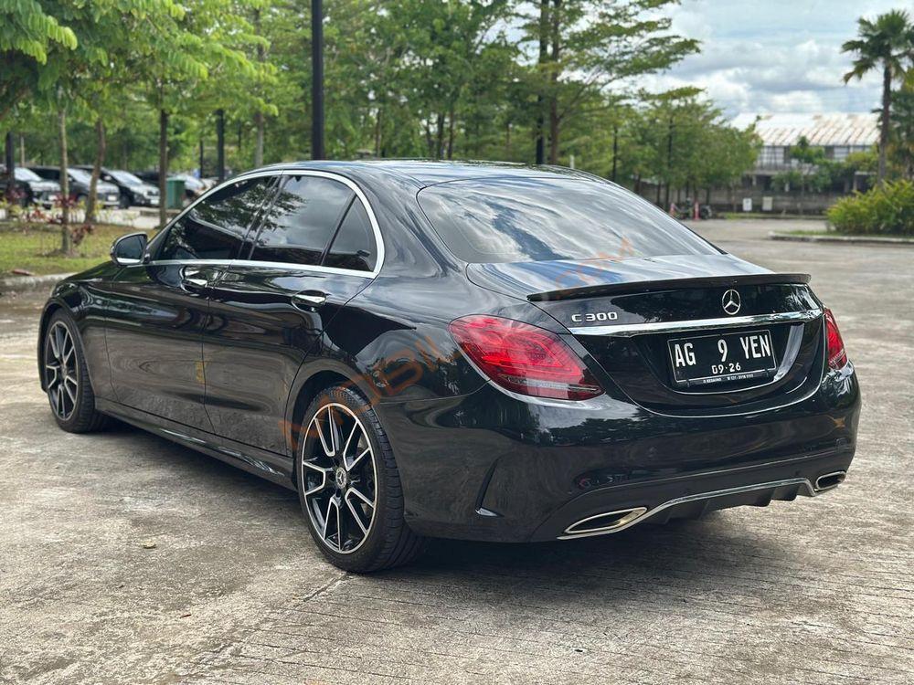 Mobil Mercedes-Benz C-Class 2020