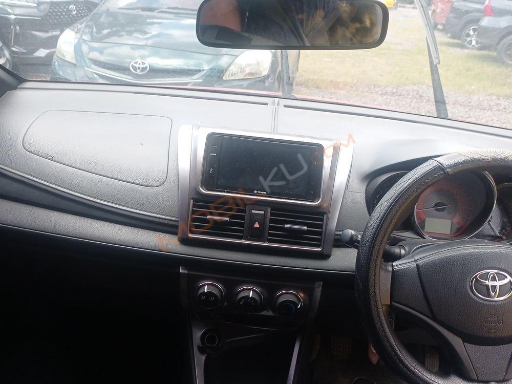 Mobil Toyota Yaris 2017