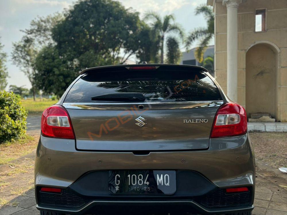 Mobil Suzuki Baleno 2020