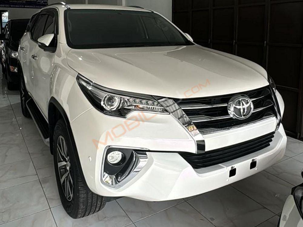 Mobil Toyota Fortuner 2019