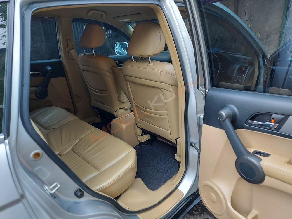 Mobil Honda CR-V 2010