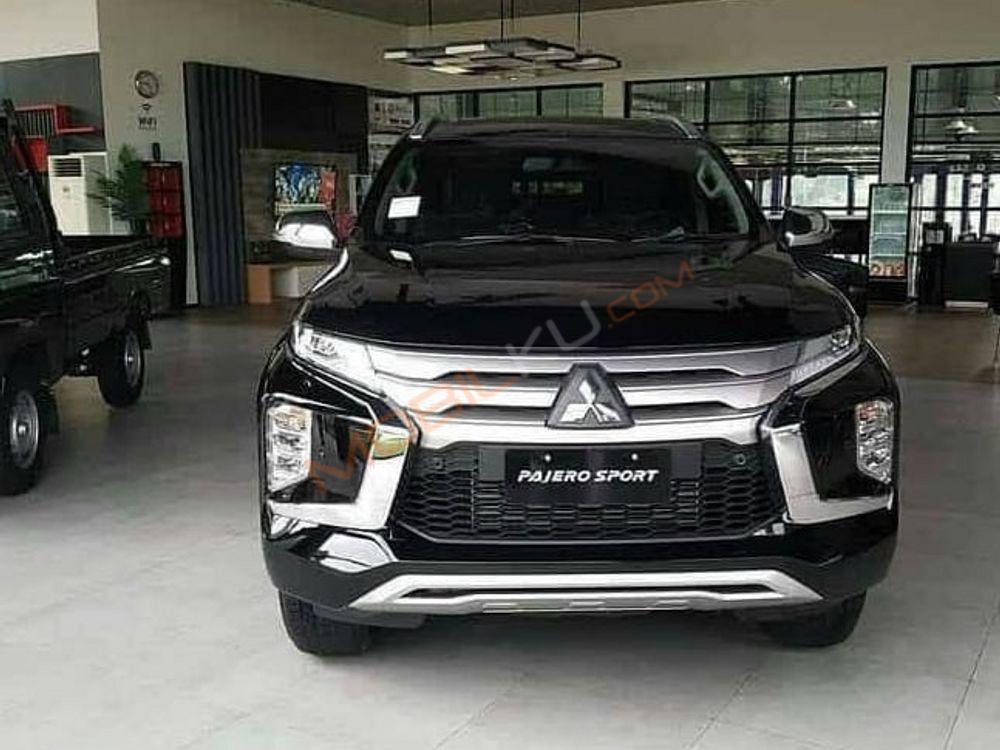 Mobil Mitsubishi Pajero Sport 2022