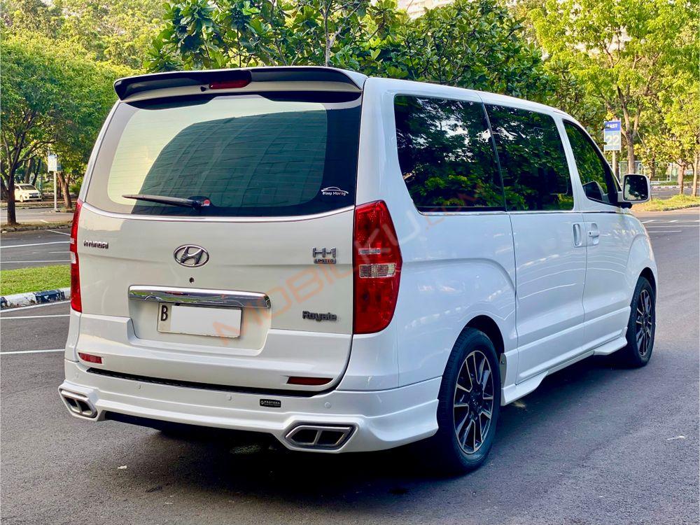 Mobil Hyundai H-1 2018