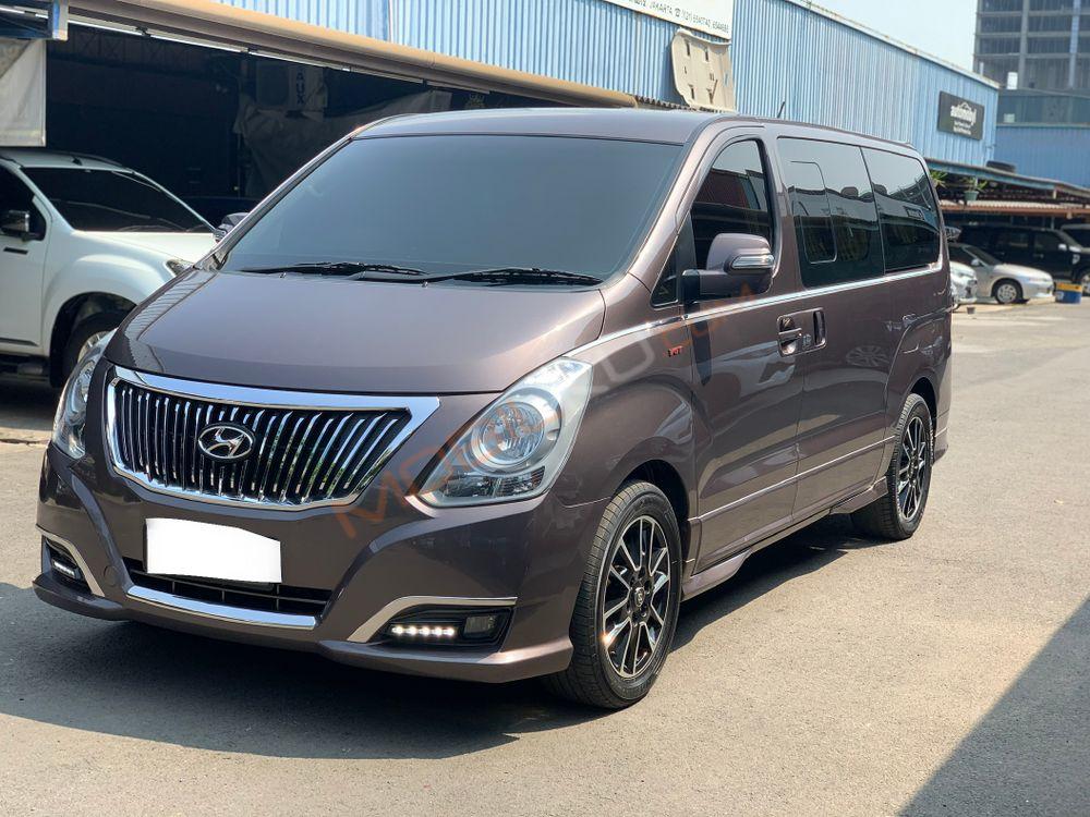 Mobil Hyundai H-1 2018