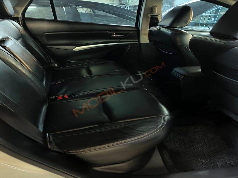 Mobil Suzuki SX4 2018