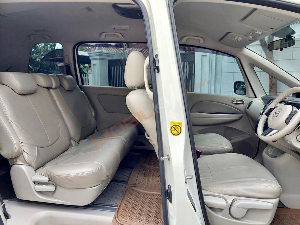 Mobil Mazda Biante 2015