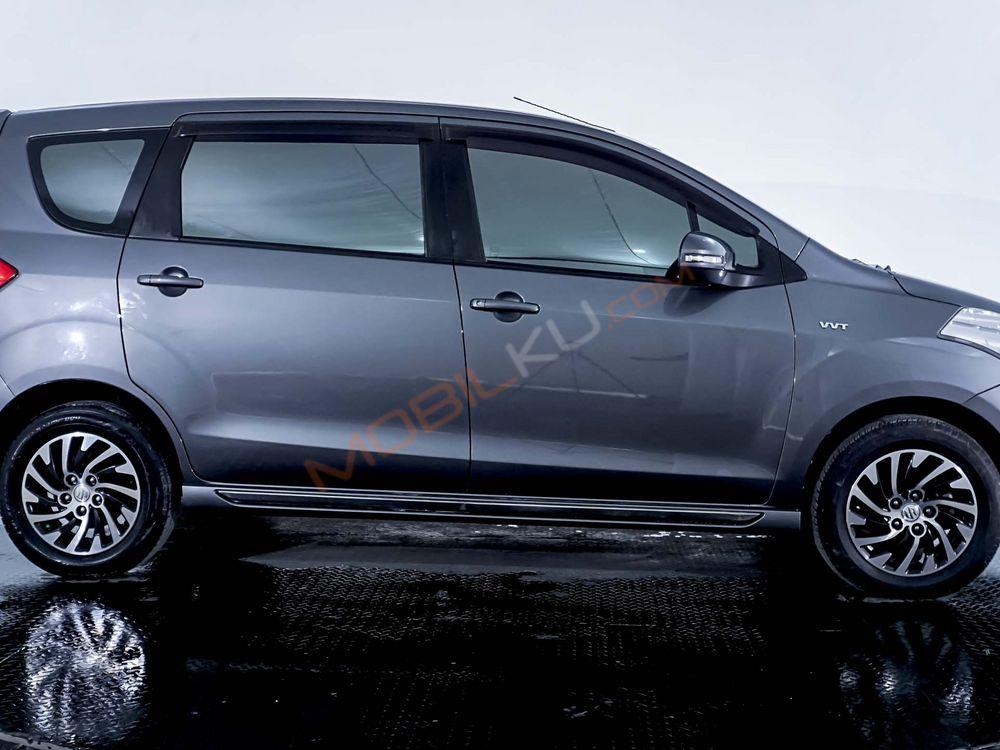 Mobil Suzuki Ertiga 2016