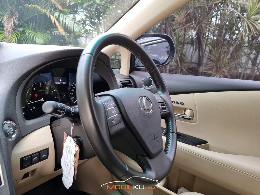 Mobil Lexus RX 2012
