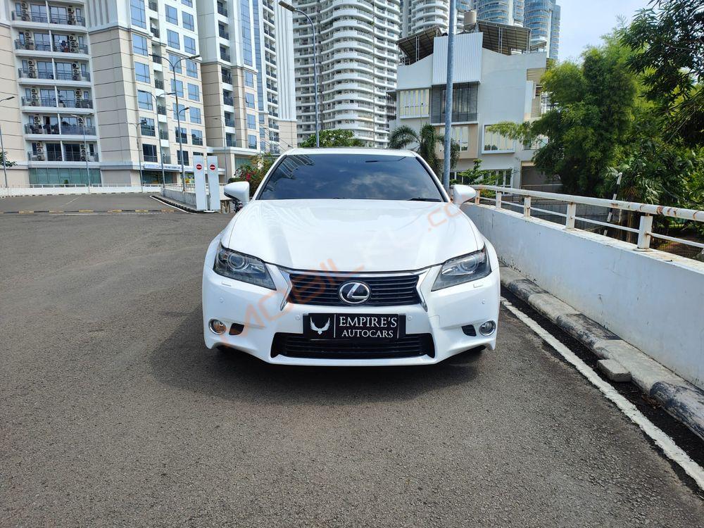 Mobil Lexus GS 2012