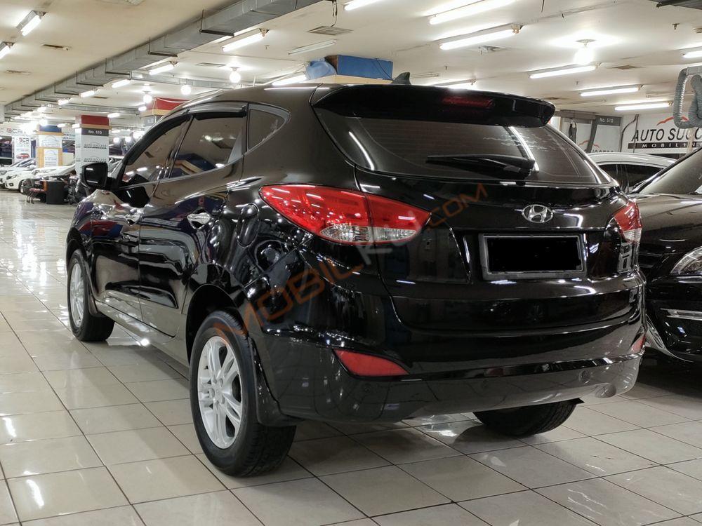 Mobil Hyundai Tucson 2013