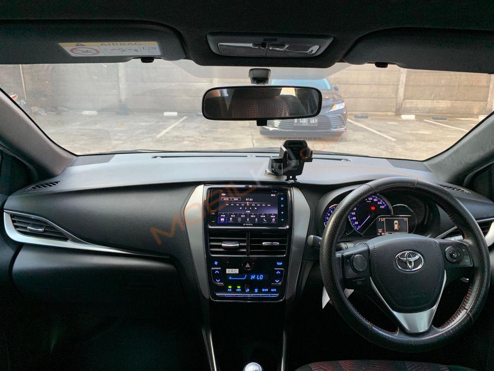 Mobil Toyota Yaris 2019