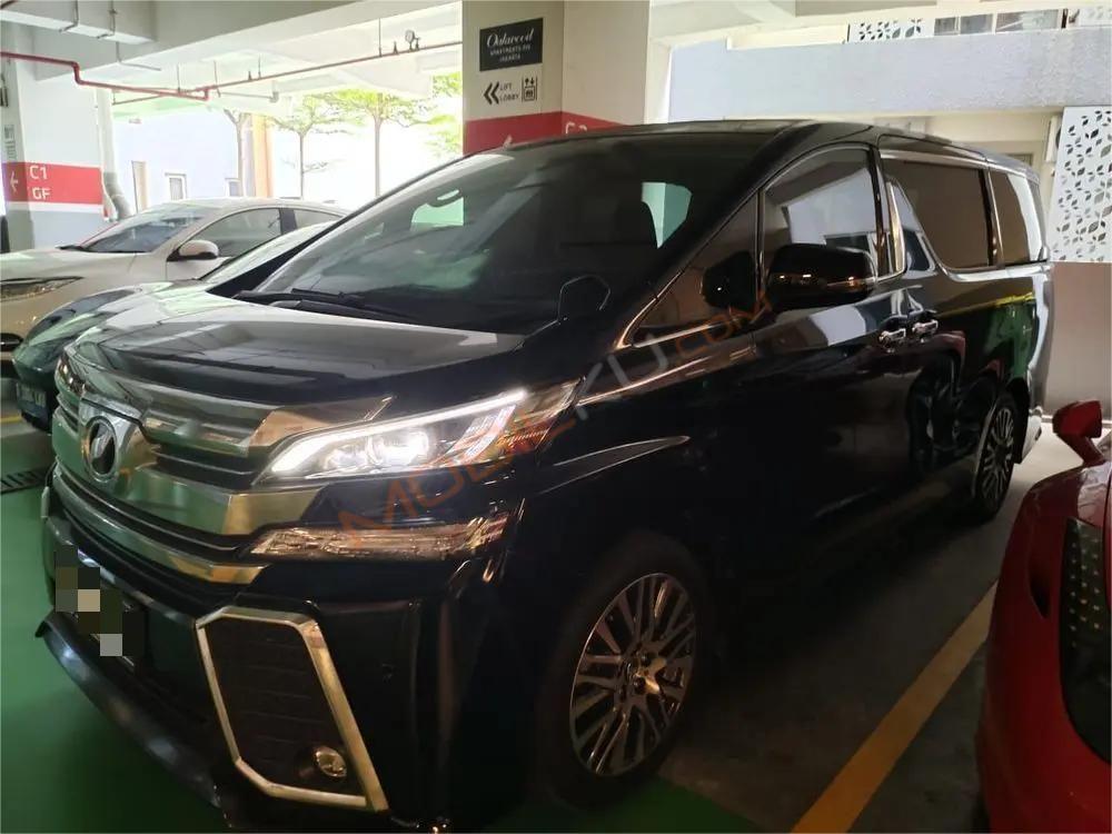 Mobil Toyota Vellfire 2015