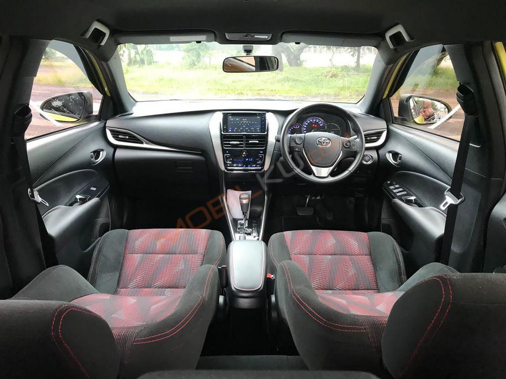 Mobil Toyota Yaris 2020