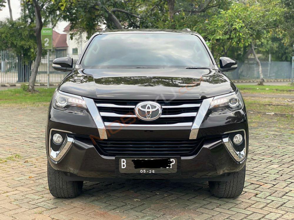 Mobil Toyota Fortuner 2016