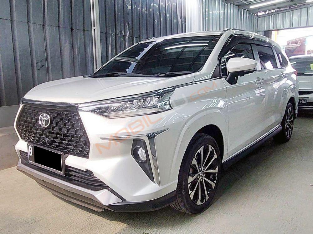 Mobil Toyota Veloz 2022