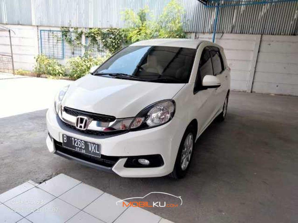 Mobil Honda Mobilio 2016
