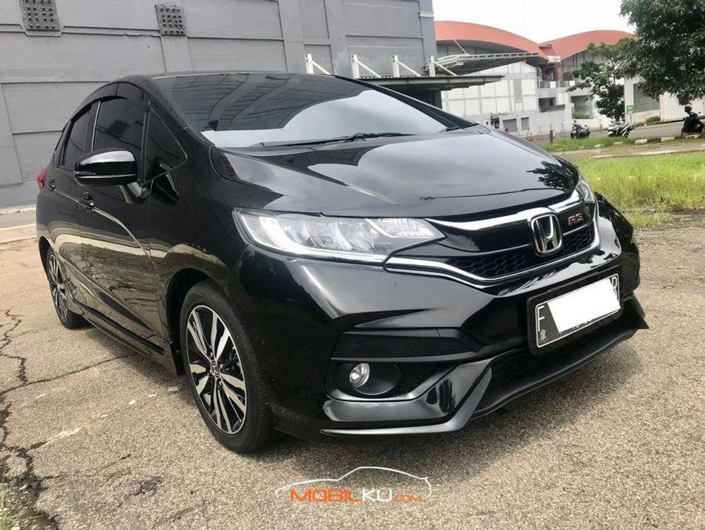 Mobil Honda Jazz 2018