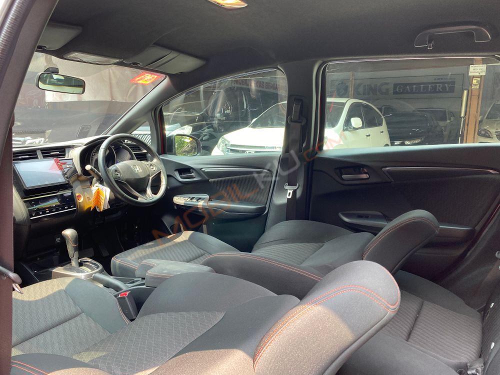 Mobil Honda Jazz 2018