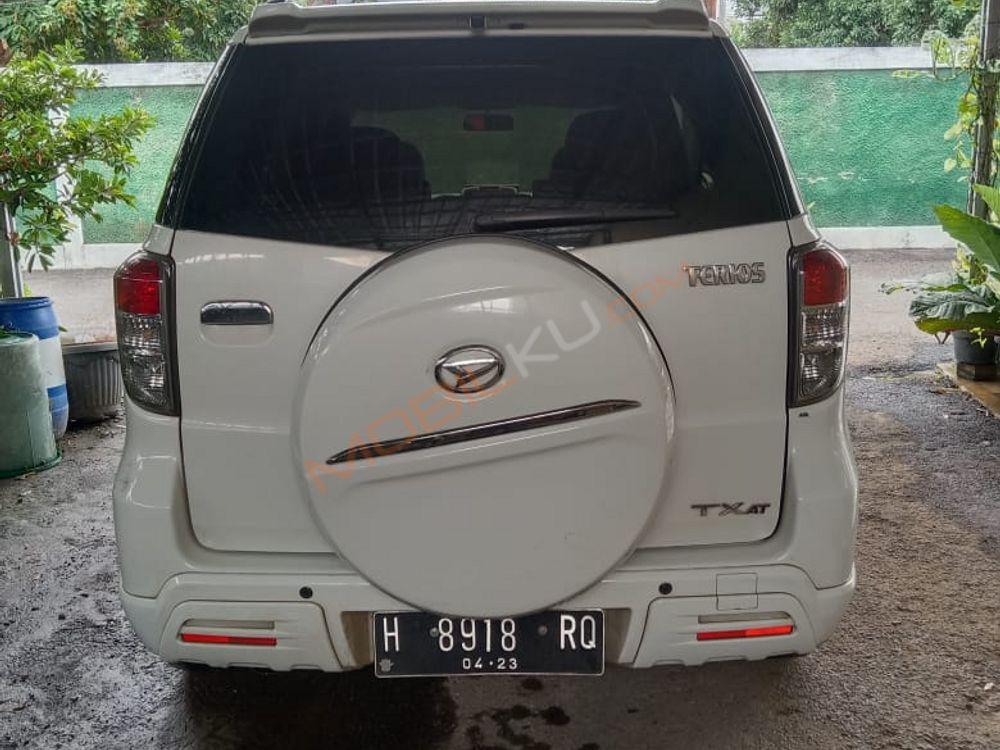 Mobil Daihatsu Terios 2014