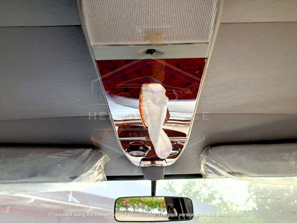 Mobil Toyota Kijang 2001