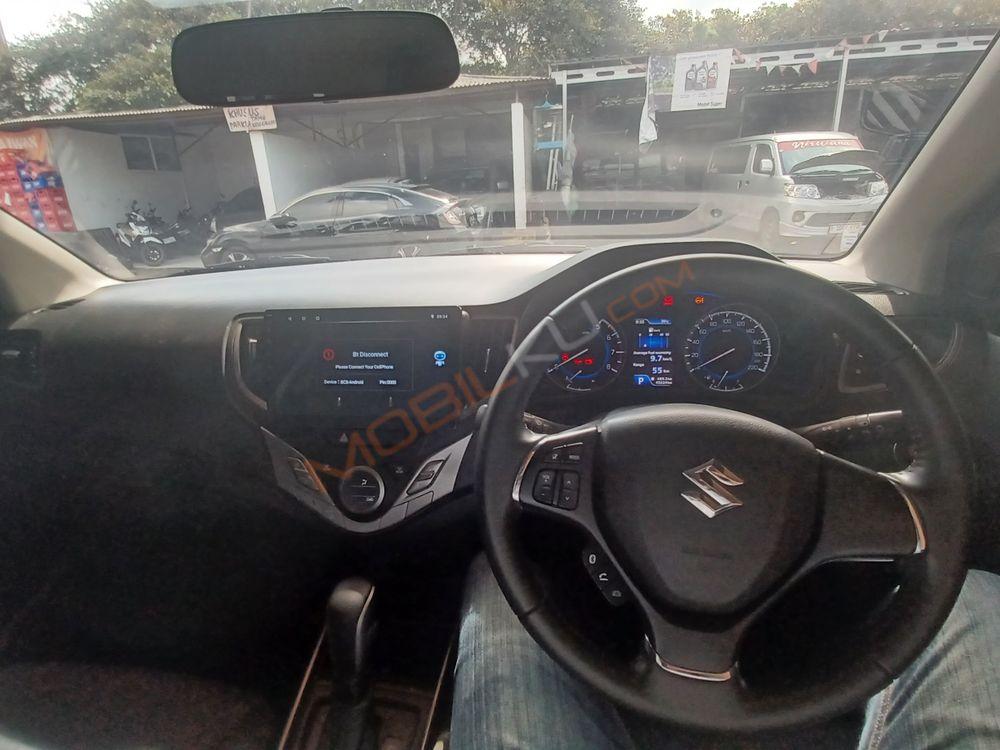Mobil Suzuki Baleno 2019