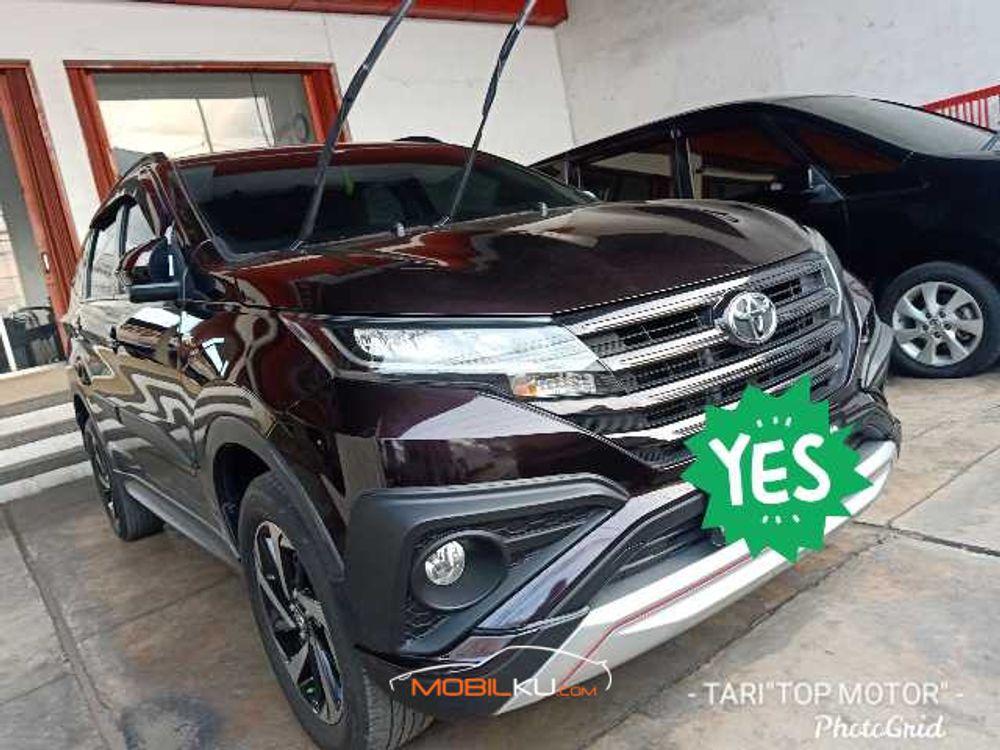 Mobil Toyota Rush 2018