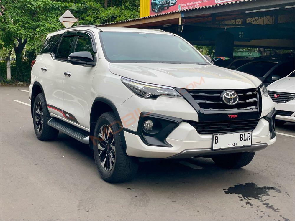 Mobil Toyota Fortuner 2019