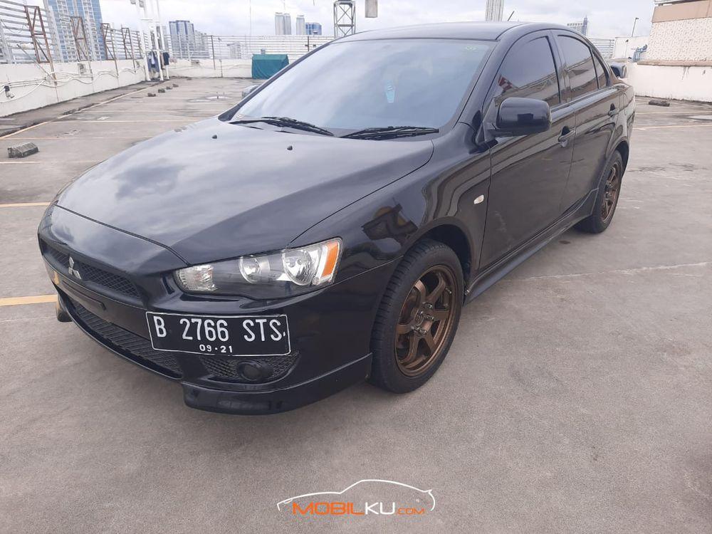 Mobil Mitsubishi Lancer 2008