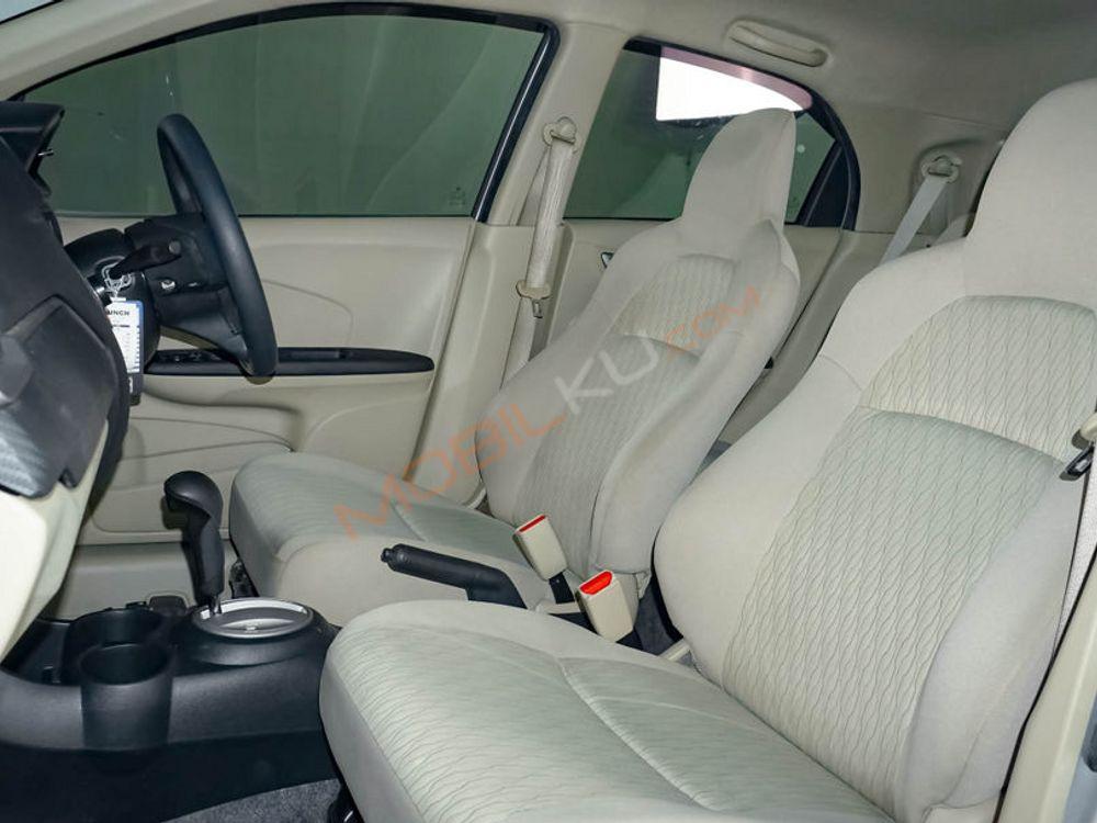 Mobil Honda Brio 2018