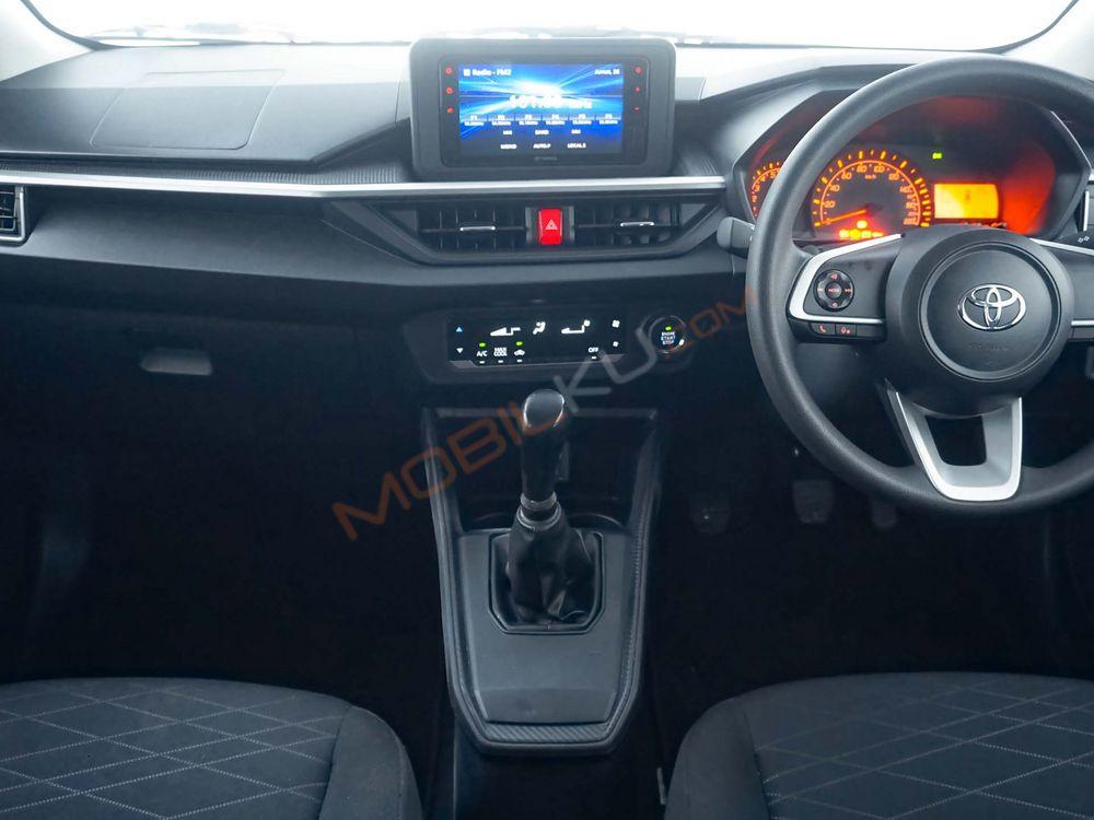 Mobil Toyota Agya 2023