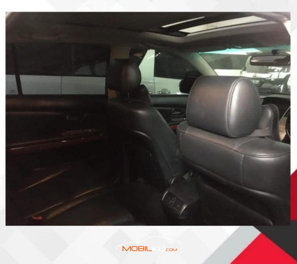 Mobil Toyota Harrier 2010