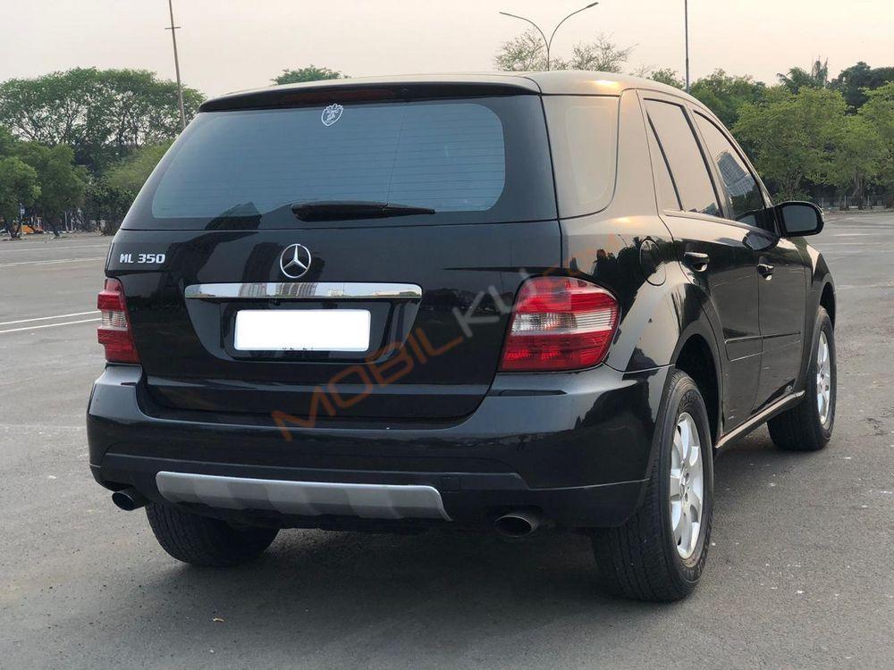 Mobil Mercedes-Benz ML 2006
