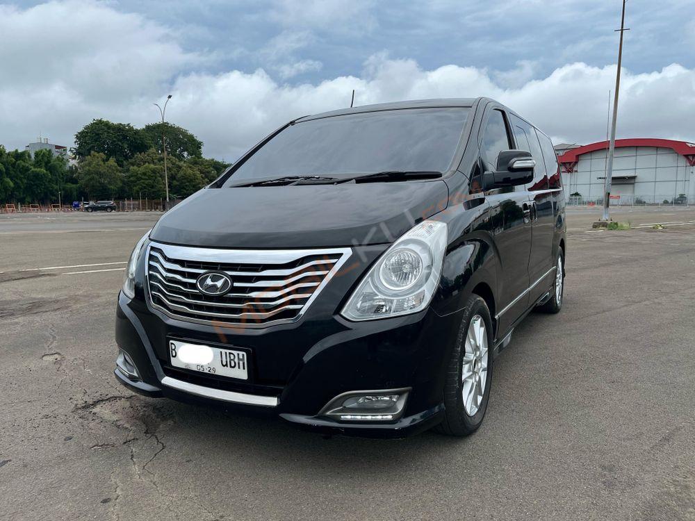 Mobil Hyundai H-1 2015