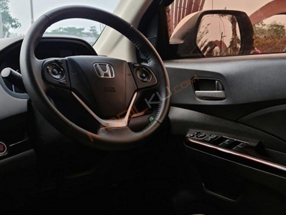 Mobil Honda CR-V 2013