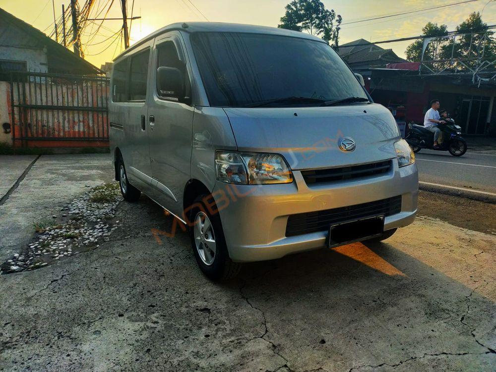 Mobil Daihatsu Gran Max 2020