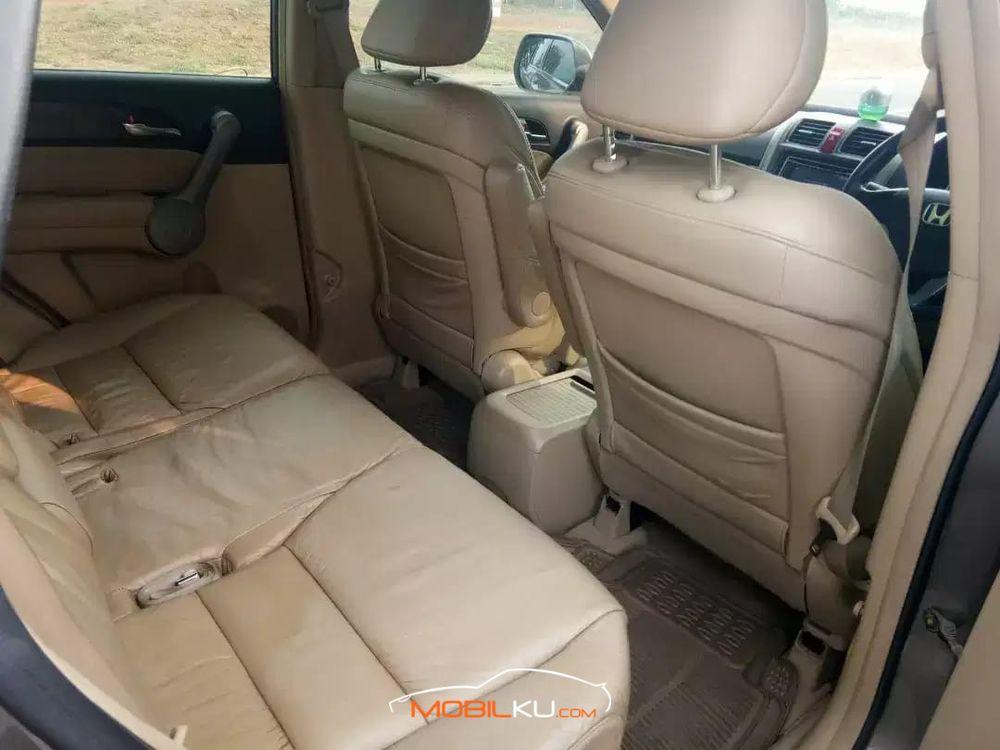 Mobil Honda CR-V 2008