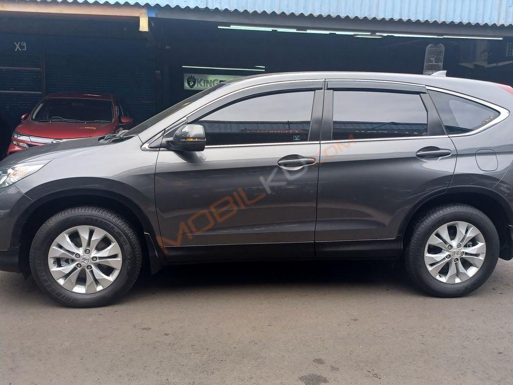 Mobil Honda CR-V 2014