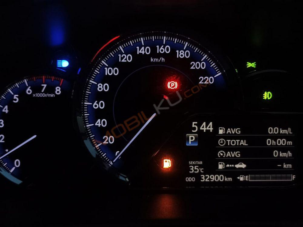 Mobil Toyota Yaris 2020