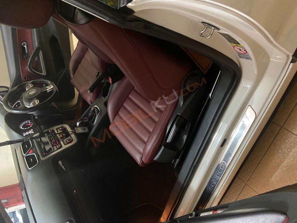 Mobil Volkswagen Scirocco 2012