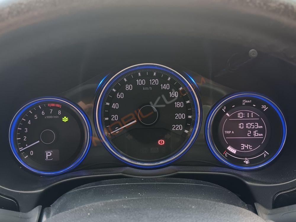 Mobil Honda City Sedan 2015