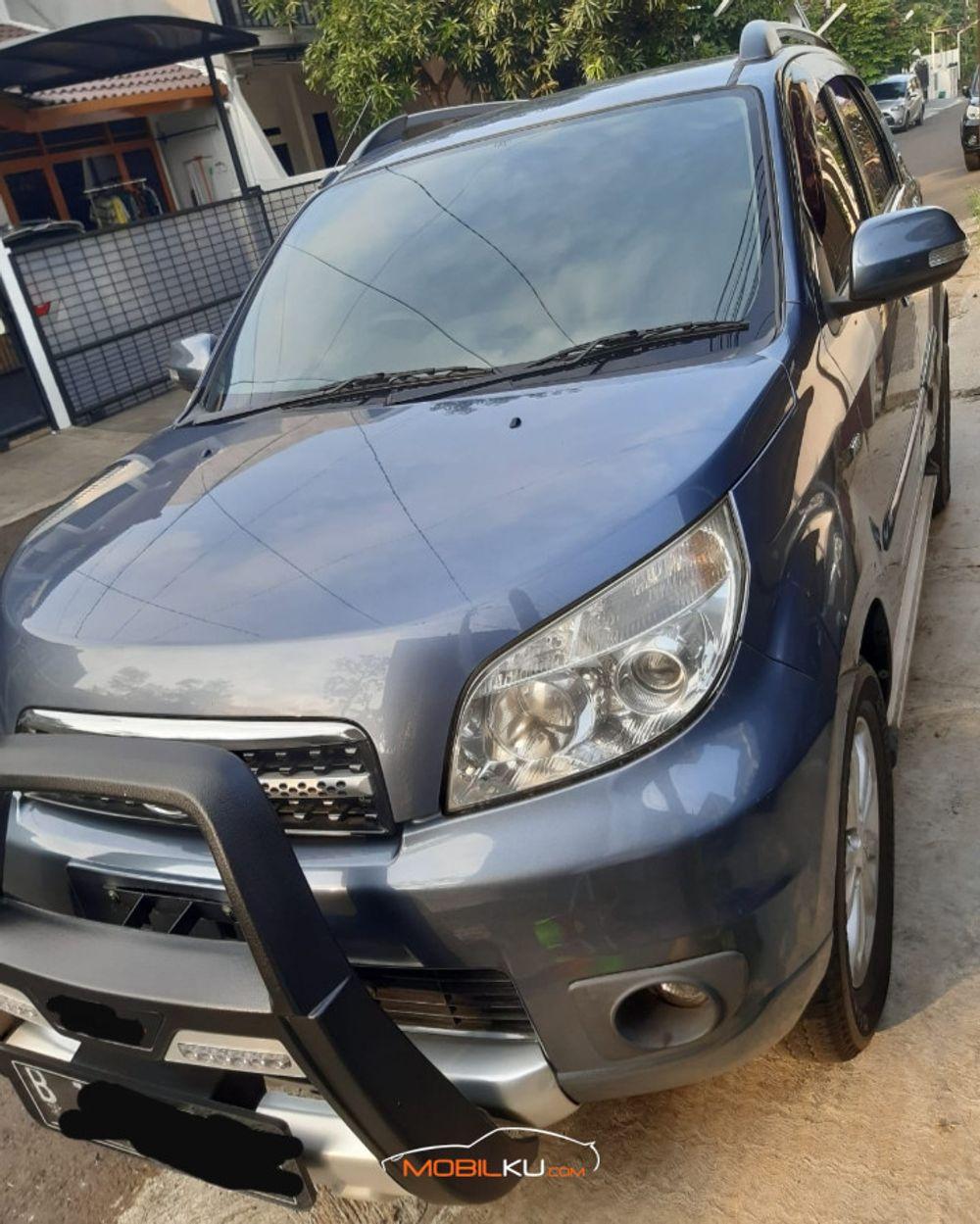 Mobil Daihatsu Terios 2011